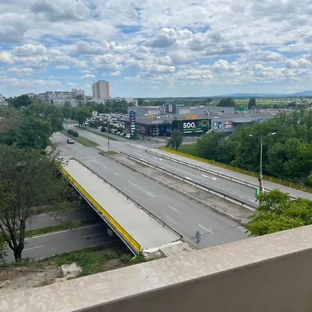 아파트 граф игнатиев 2 *